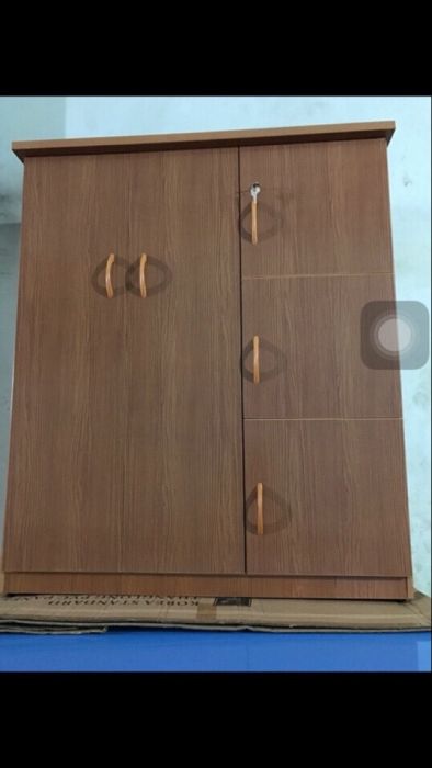 Tu nhưa đài Loan màu gỗ 